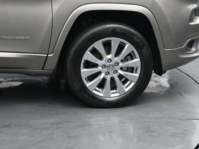 2017 Jeep Cherokee Overland