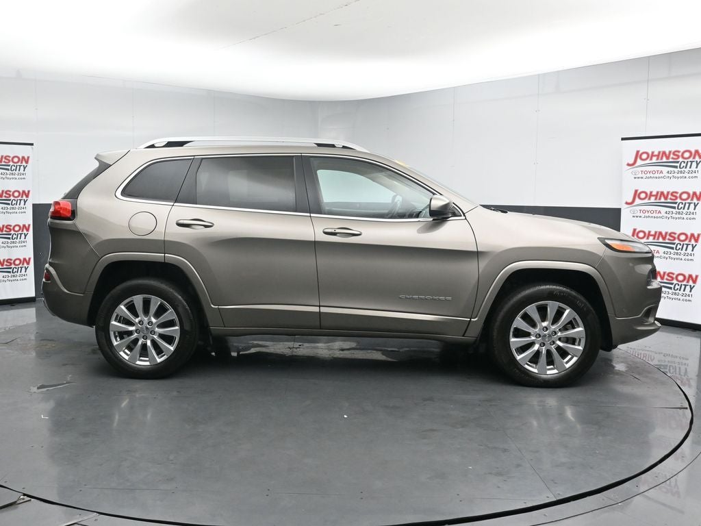 2017 Jeep Cherokee Overland