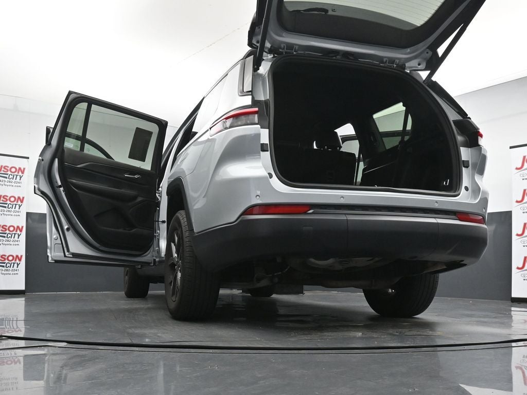 2024 Jeep Grand Cherokee L Altitude