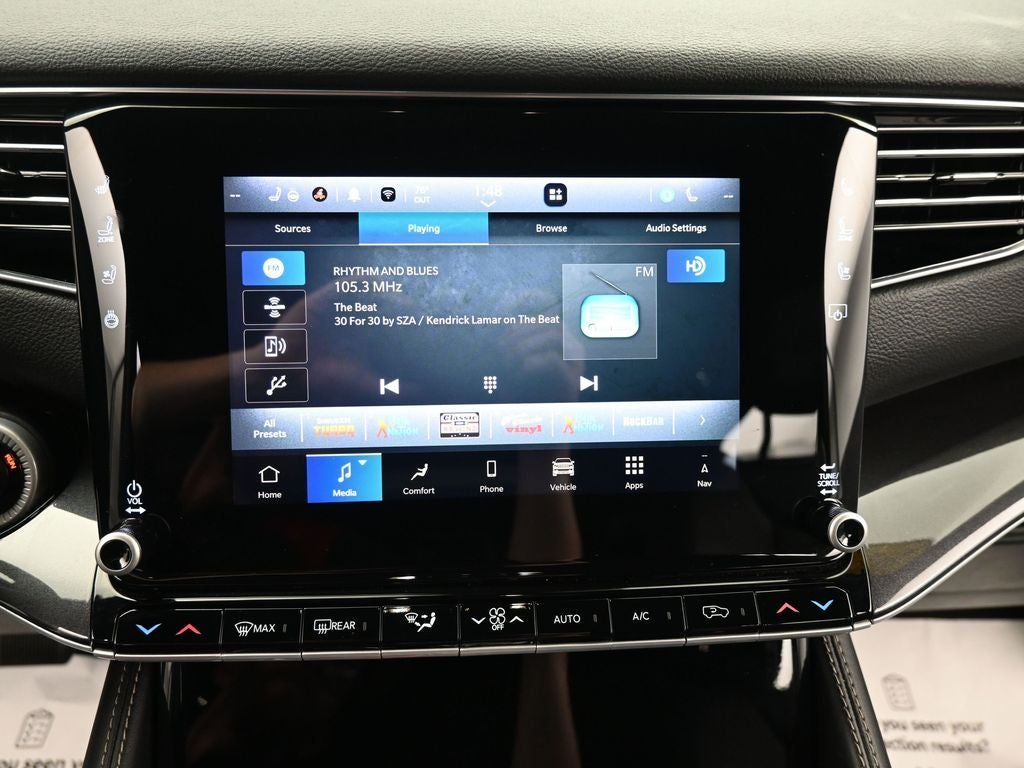 2024 Jeep Wagoneer Base