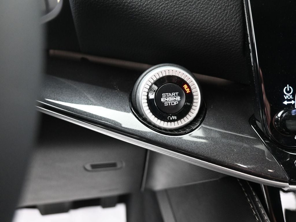 2024 Jeep Wagoneer Base