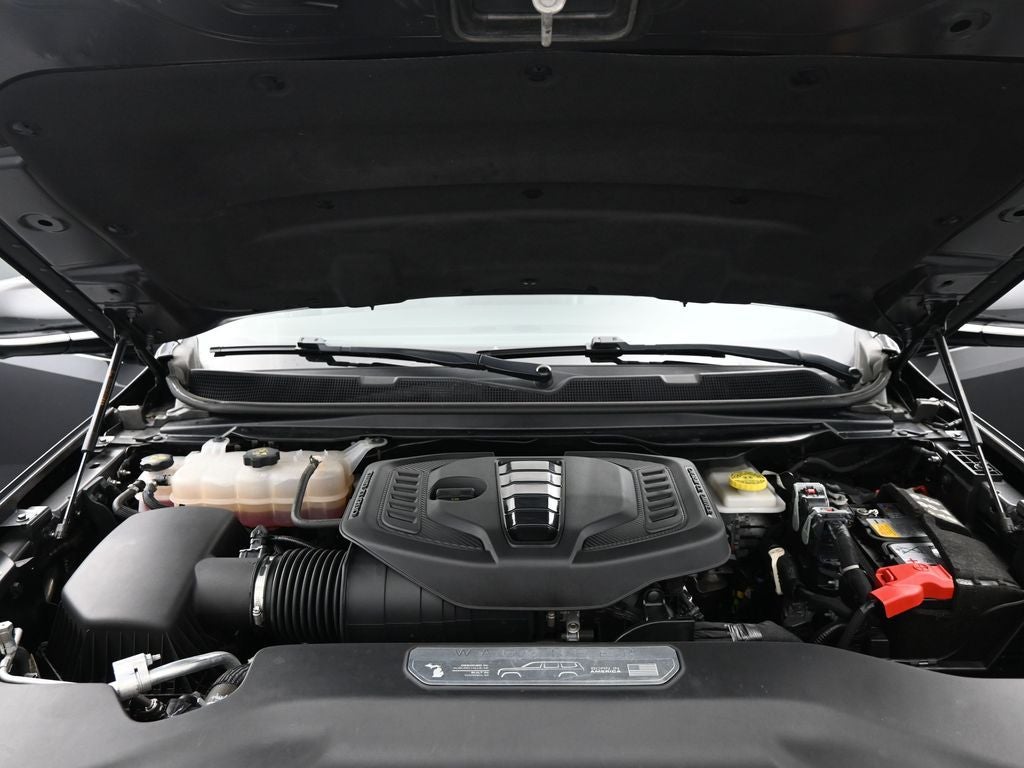 2024 Jeep Wagoneer Base