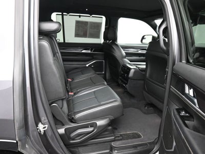 2024 Jeep Wagoneer Base