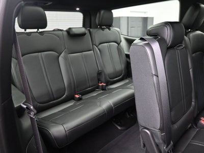 2024 Jeep Wagoneer Base