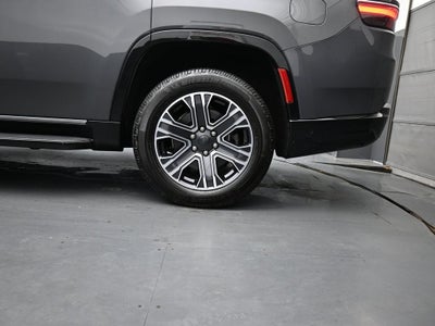 2024 Jeep Wagoneer Base