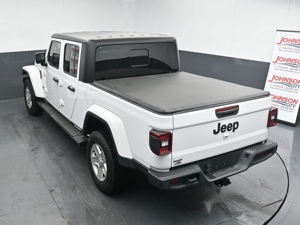 2022 Jeep Gladiator Sport