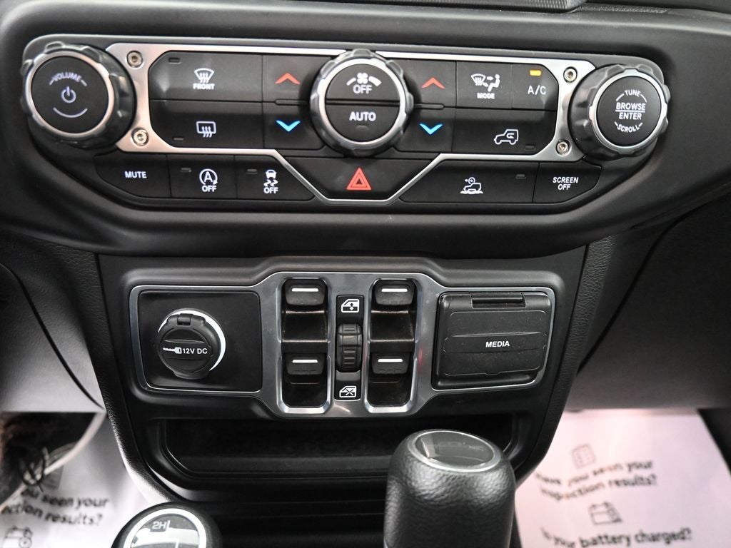 2023 Jeep Gladiator Overland