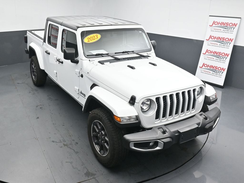 2023 Jeep Gladiator Overland