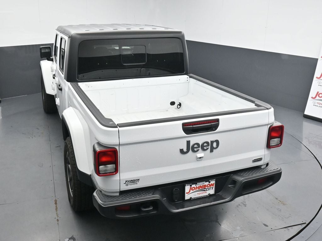 2023 Jeep Gladiator Overland