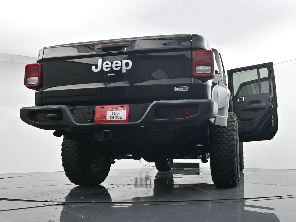 2021 Jeep Gladiator Overland