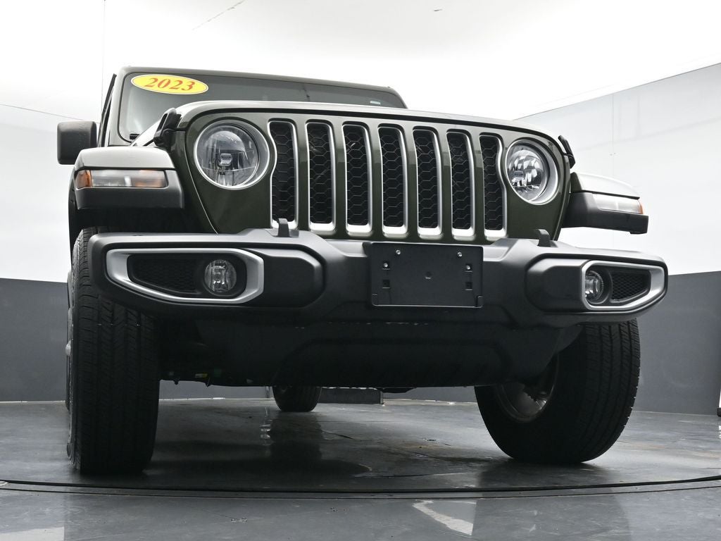 2023 Jeep Gladiator Overland