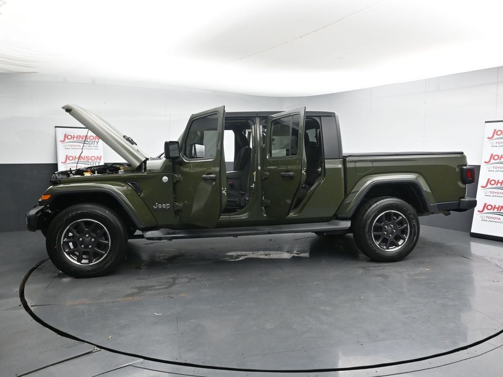 2023 Jeep Gladiator Overland