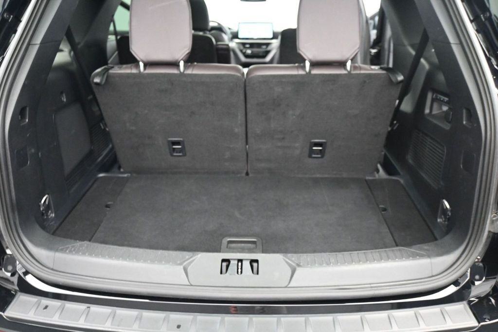 2025 Ford Explorer Platinum 3RD ROW 2ND ROW HEATED