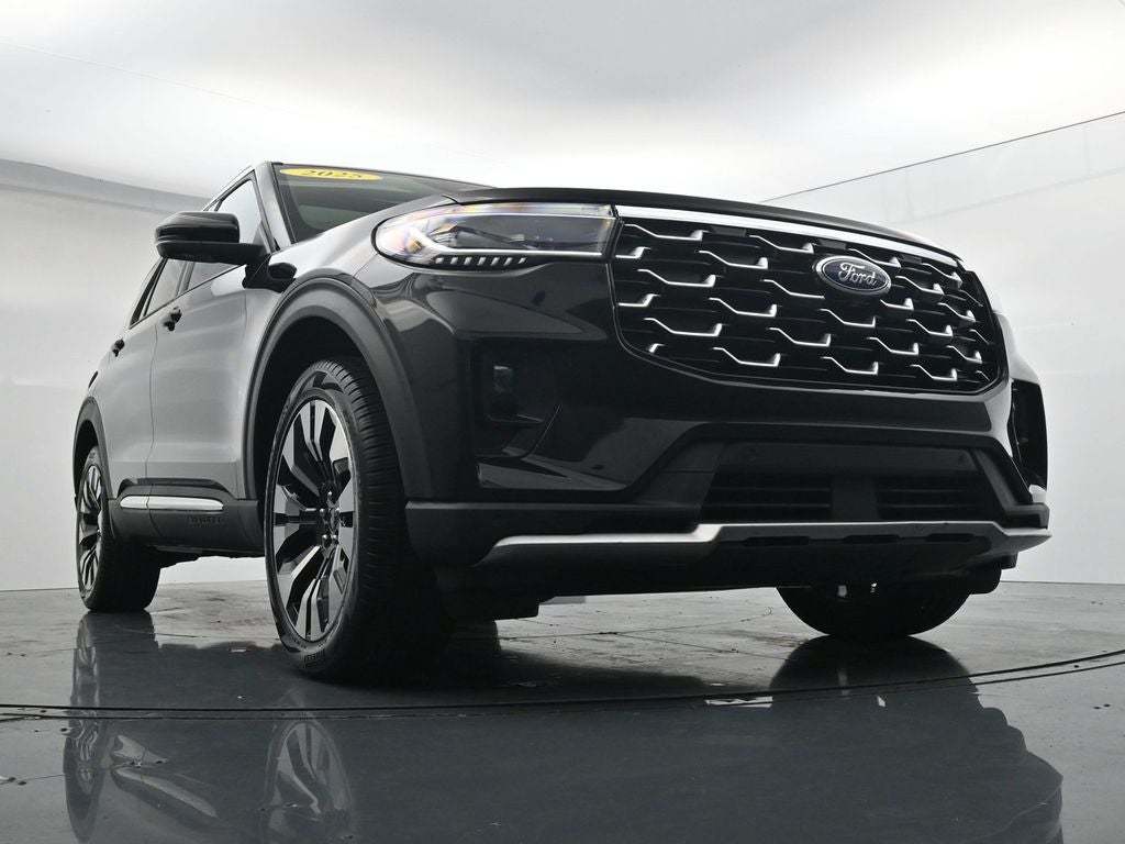 2025 Ford Explorer Platinum 3RD ROW 2ND ROW HEATED