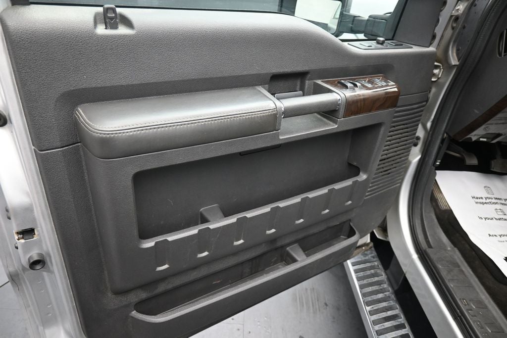 2014 Ford Super Duty F-250 Pickup Platinum