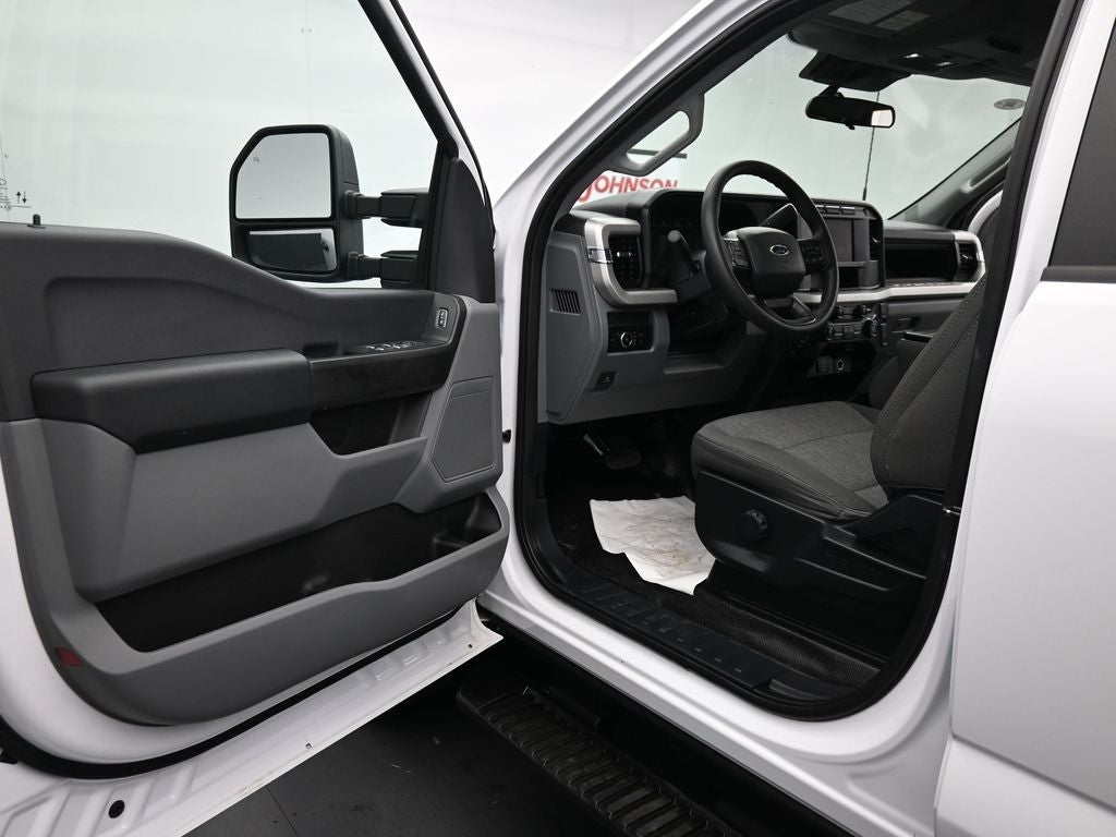2024 Ford Super Duty F-250 Pickup XL