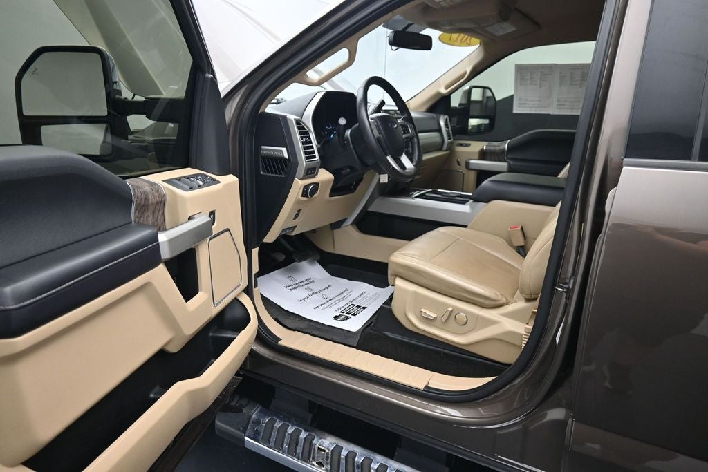 2017 Ford Super Duty F-250 Pickup Lariat