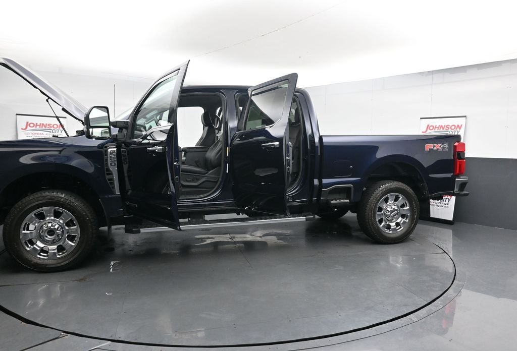 2025 Ford Super Duty F-250 Pickup Lariat