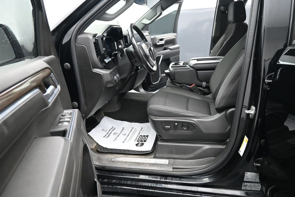 2022 Chevrolet Silverado 1500 LT LT1