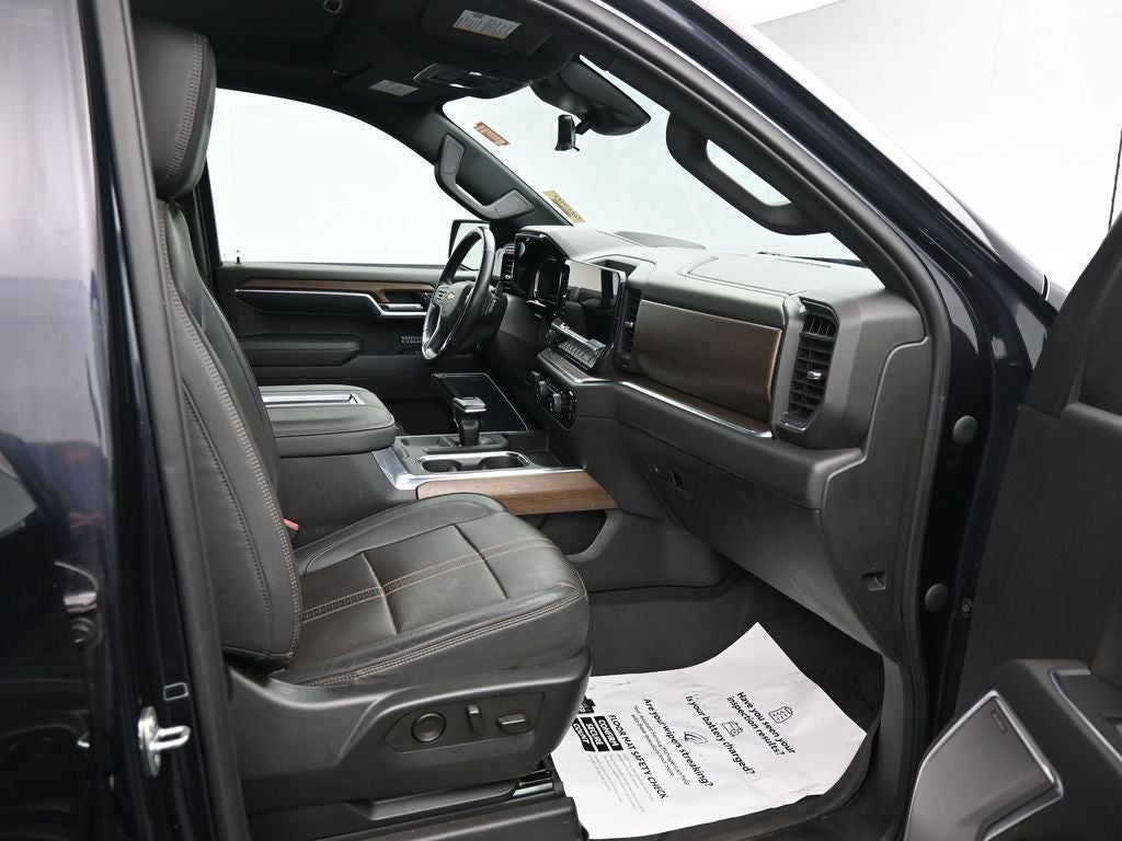 2022 Chevrolet Silverado 1500 High Country