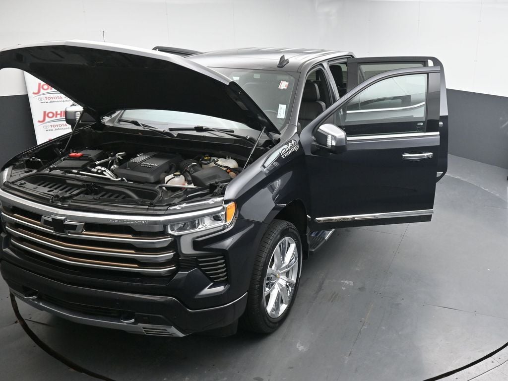 2022 Chevrolet Silverado 1500 High Country