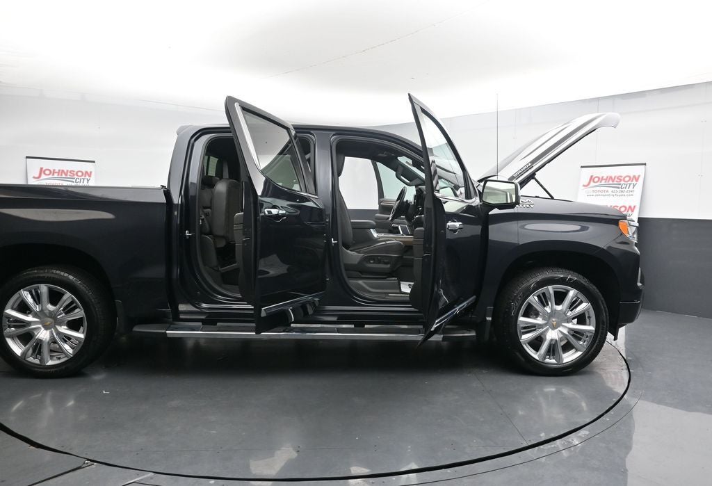 2022 Chevrolet Silverado 1500 High Country