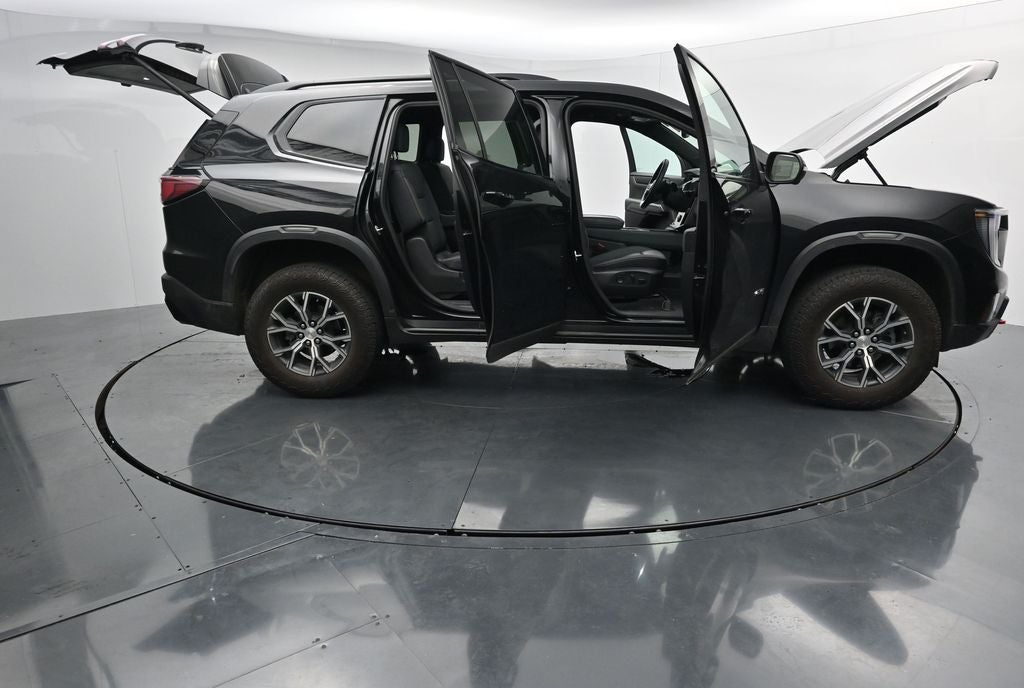 2024 GMC Acadia AT4