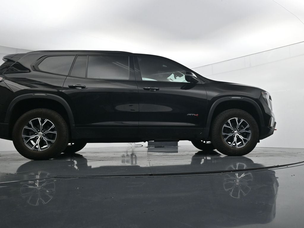 2024 GMC Acadia AT4