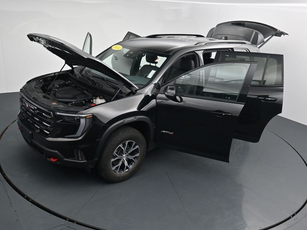 2024 GMC Acadia AT4