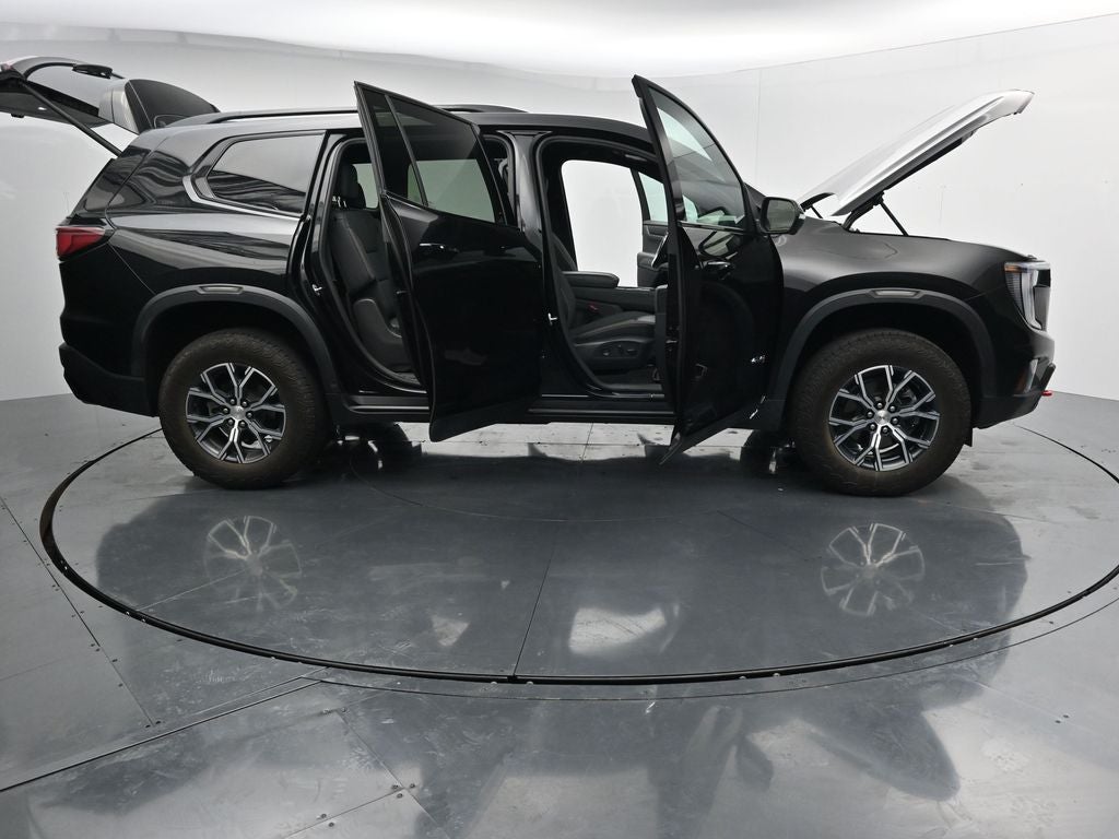 2024 GMC Acadia AT4