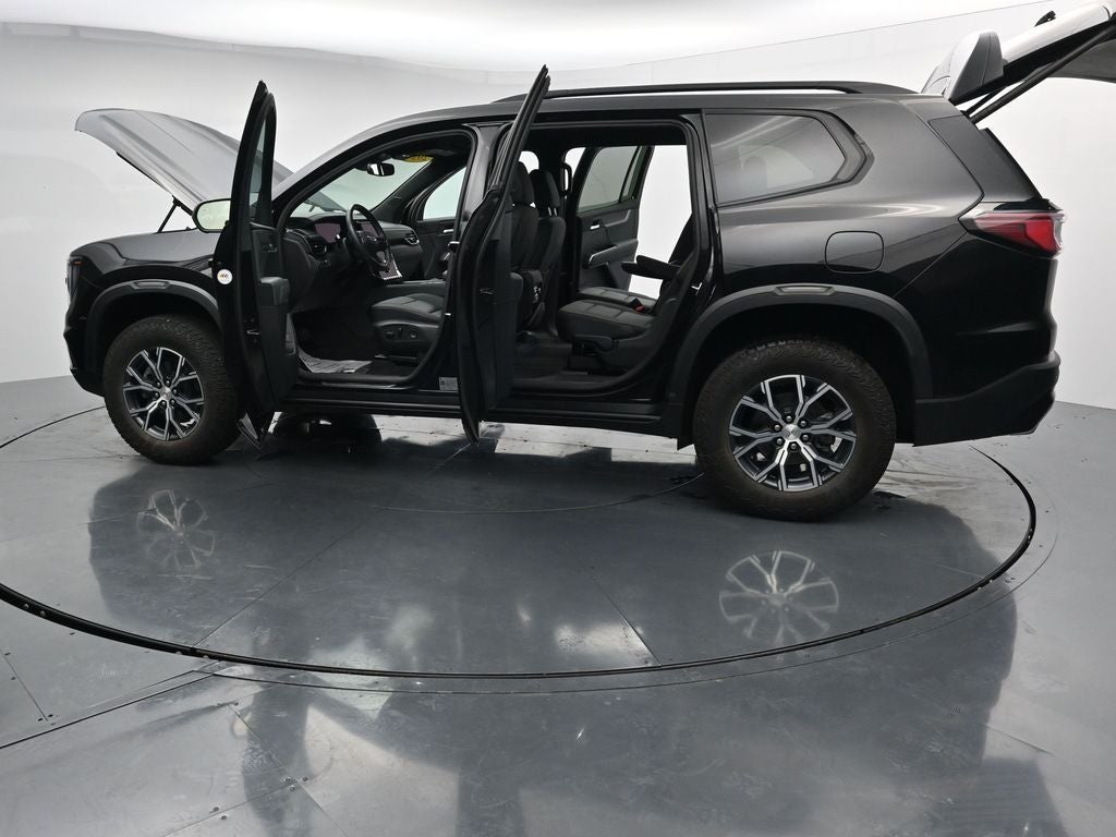 2024 GMC Acadia AT4