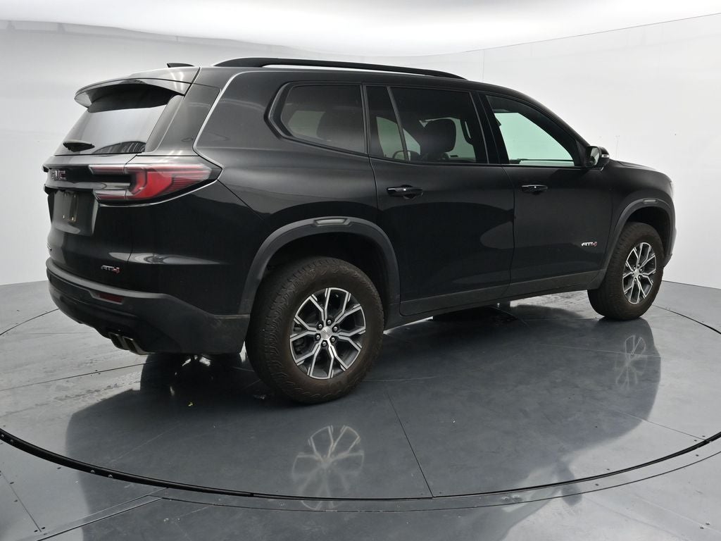 2024 GMC Acadia AT4