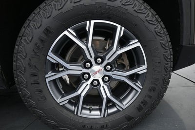 2025 GMC Acadia AT4