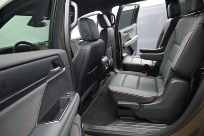 2025 GMC Acadia AT4