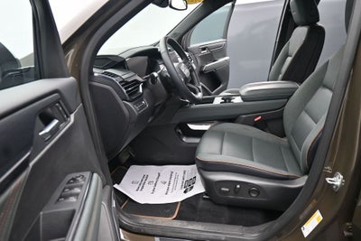 2025 GMC Acadia AT4