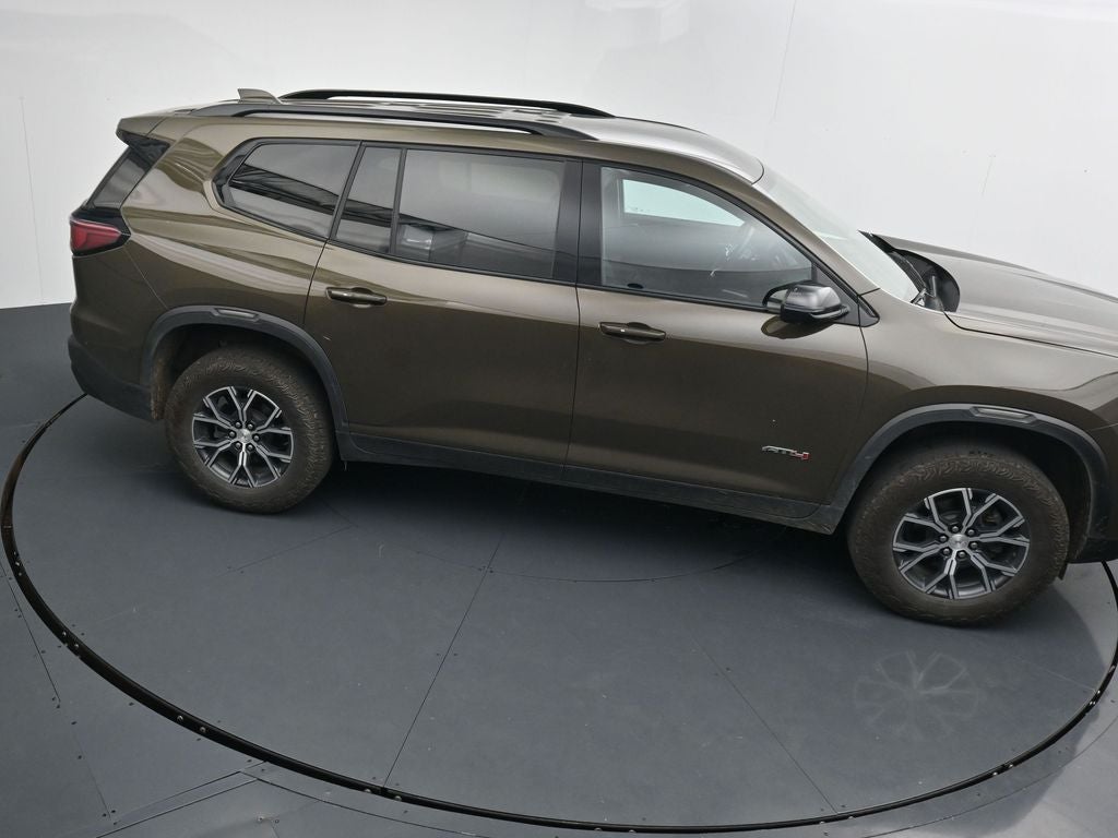 2025 GMC Acadia AT4