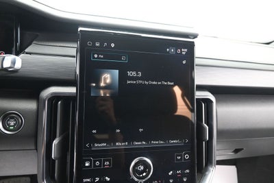 2025 GMC Acadia AT4