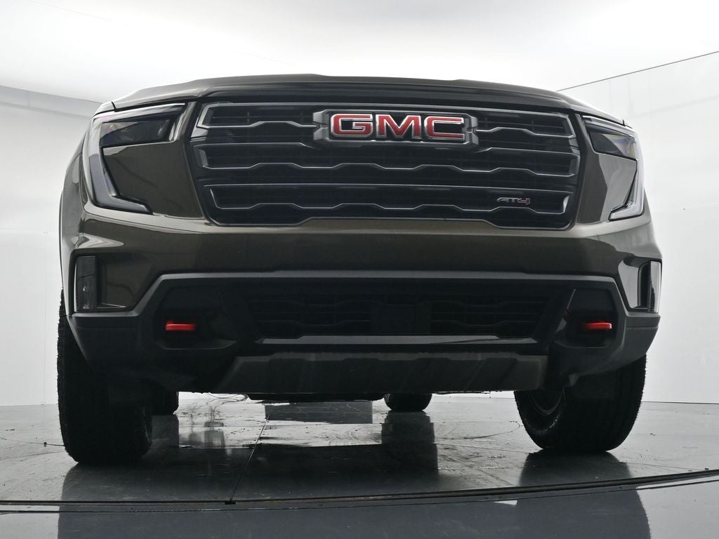 2025 GMC Acadia AT4