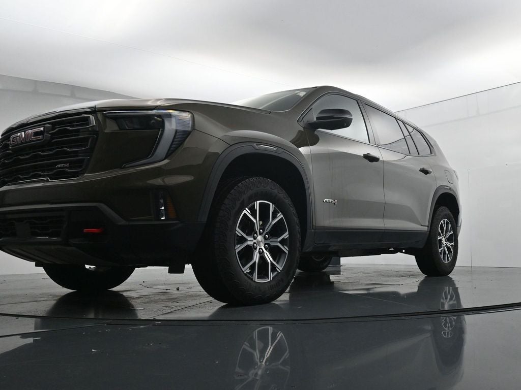 2025 GMC Acadia AT4