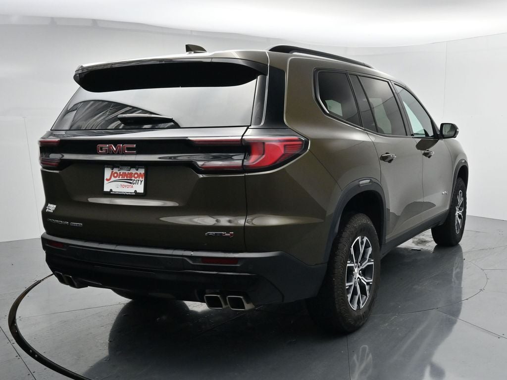 2025 GMC Acadia AT4
