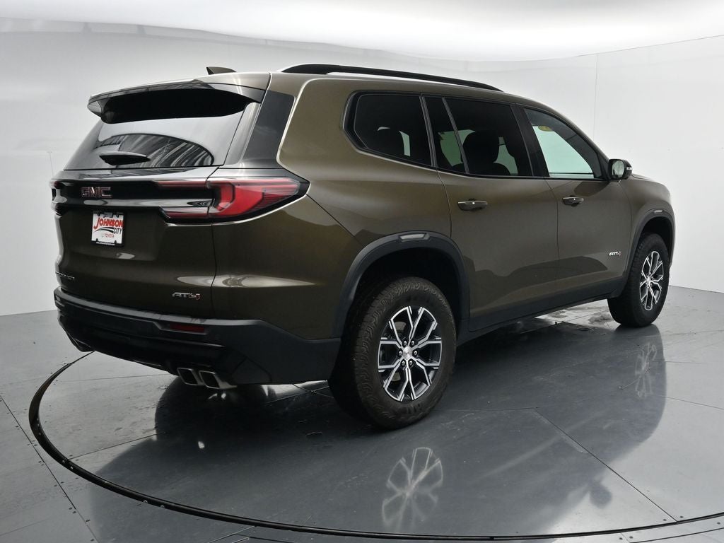 2025 GMC Acadia AT4