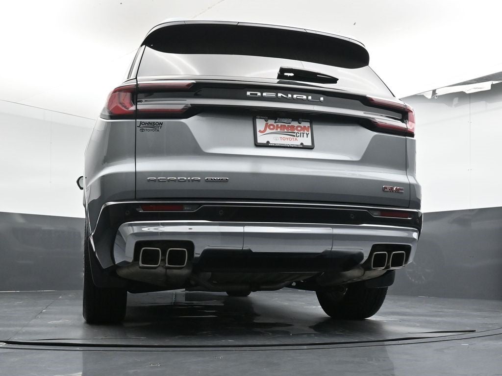 2024 GMC Acadia Denali