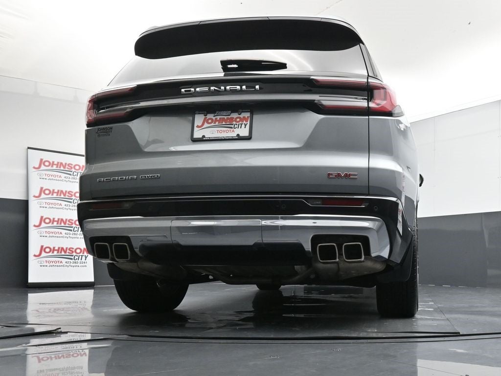 2024 GMC Acadia Denali