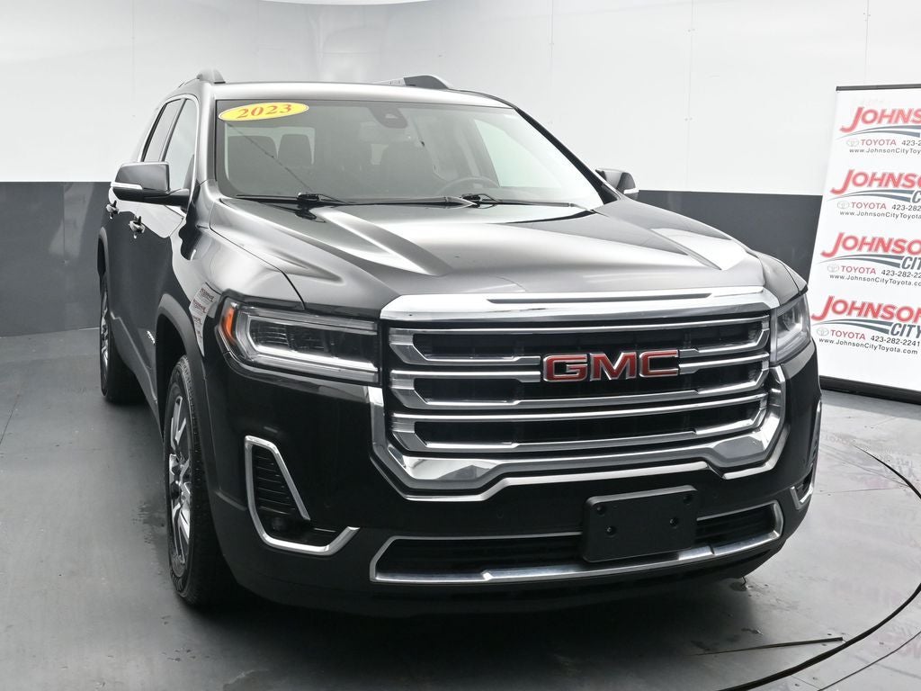 2023 GMC Acadia SLT