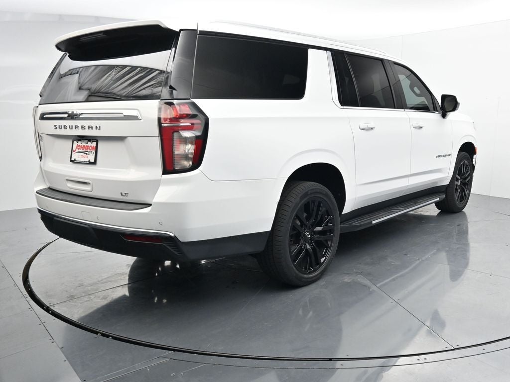 2021 Chevrolet Suburban LT
