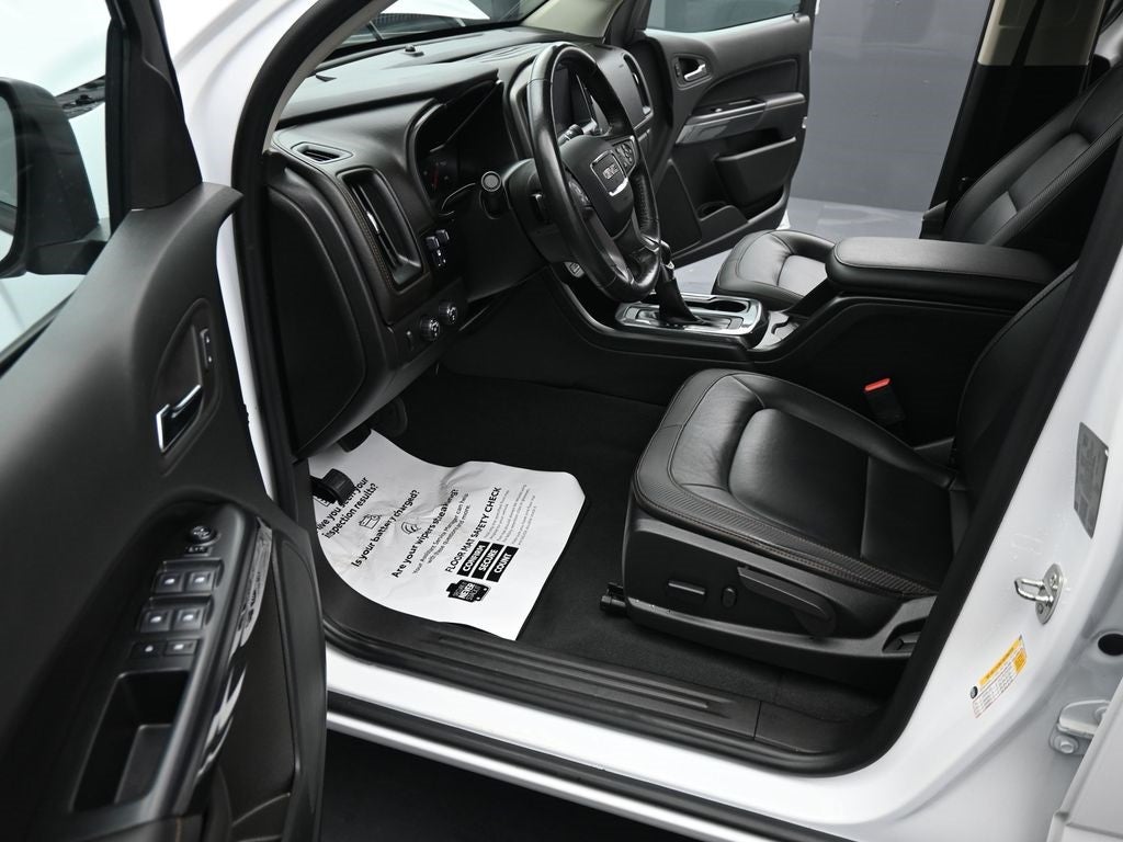 2022 GMC Canyon AT4 w/Leather