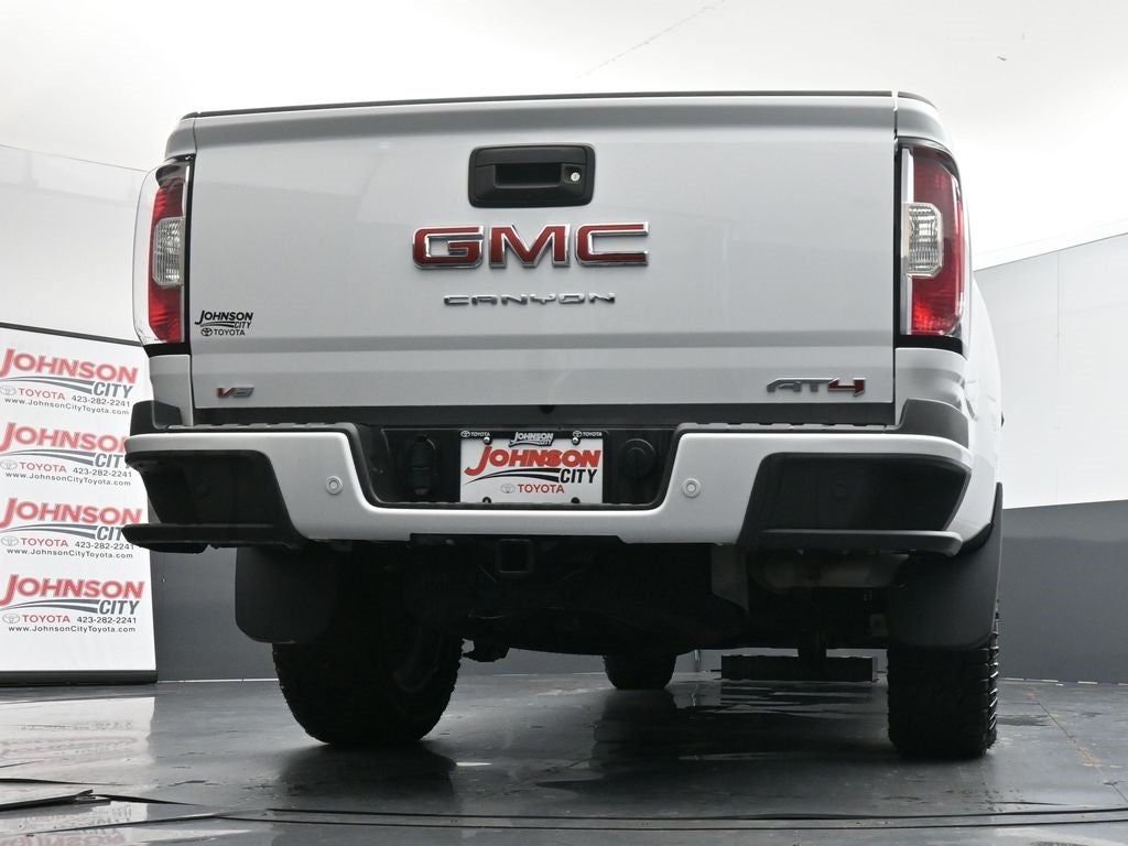 2022 GMC Canyon AT4 w/Leather