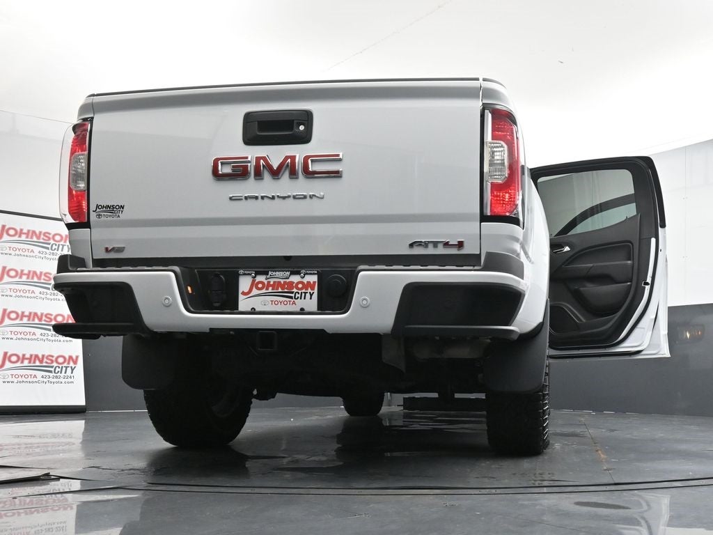 2022 GMC Canyon AT4 w/Leather