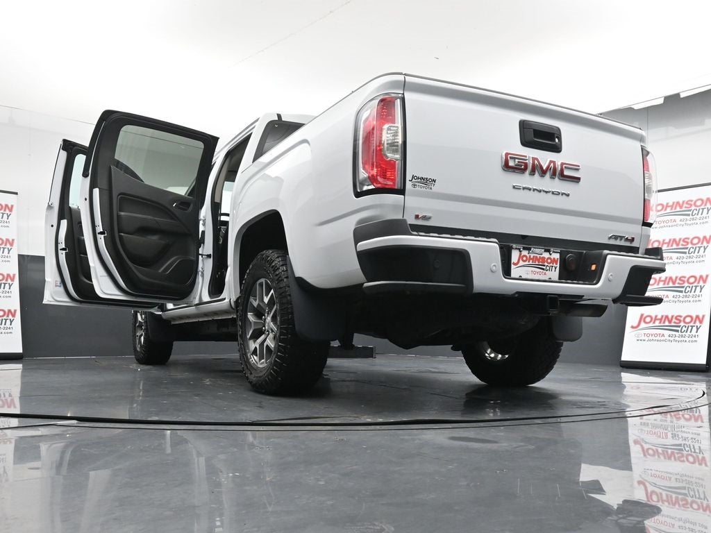 2022 GMC Canyon AT4 w/Leather