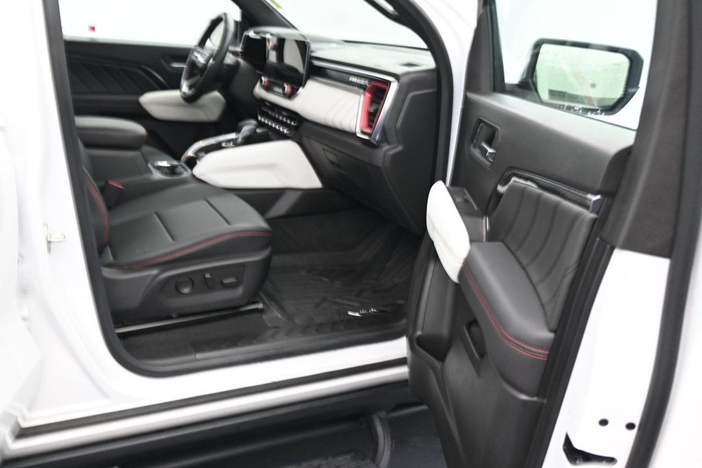 2024 GMC Canyon AT4X